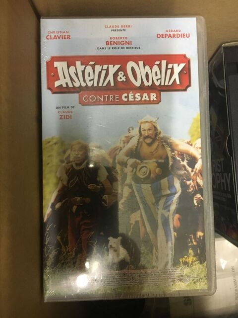 cassette vidéo Astérix et Obélix 2 Grésy-sur-Aix (73)