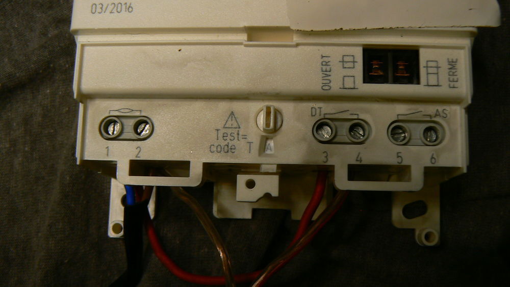 Compteur 220 V avec r&eacute;cepteur HP-HC Electroménager