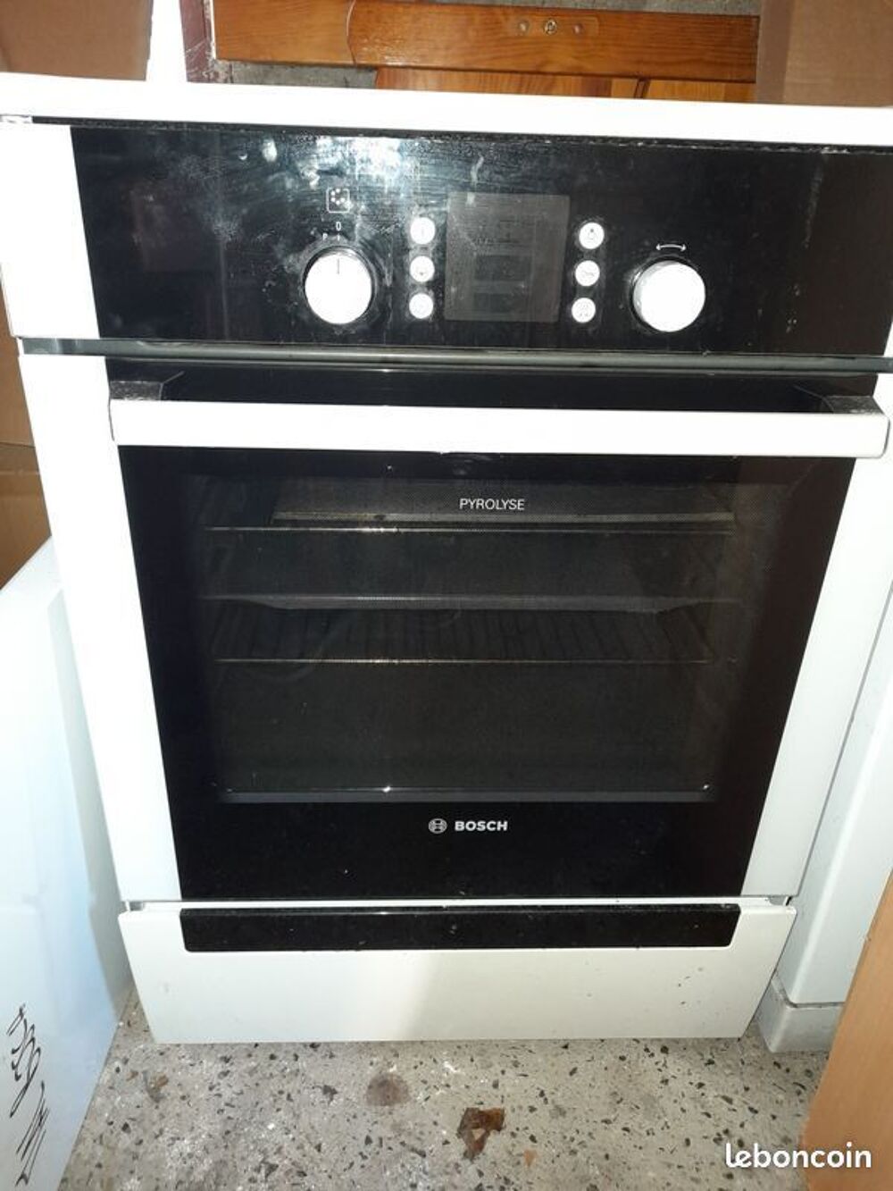Cuisini&egrave;re vitroc&eacute;ramique Electroménager