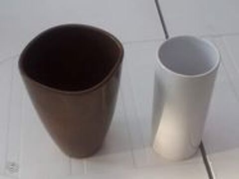 2 vases divers 0 M�rignies (59)
