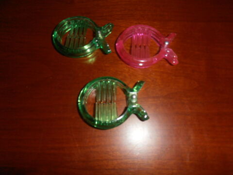 3 pinces crocodiles (25) 2 Tours (37)