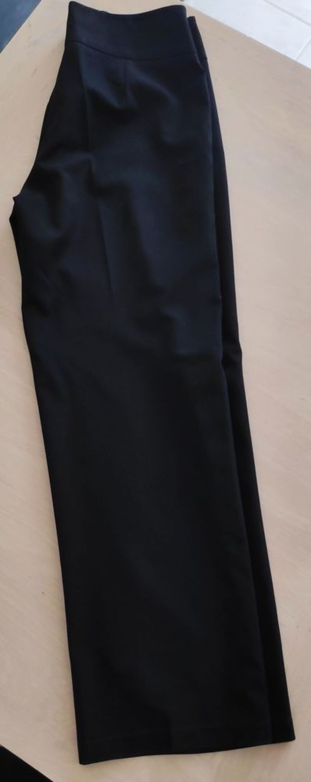 Pantalon noir confortable Vêtements