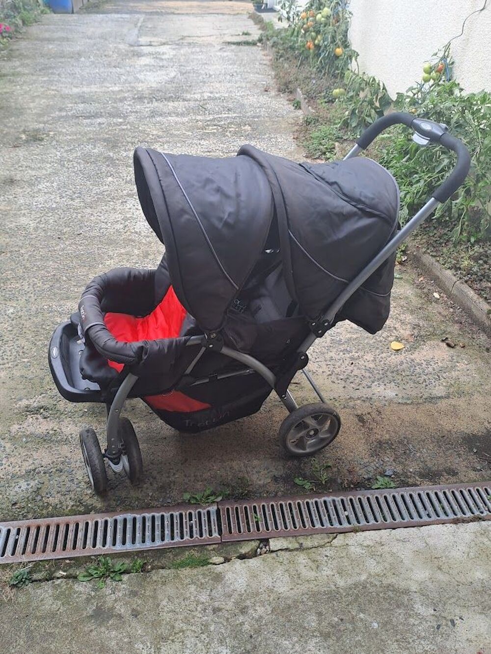 poussette double, marque TROTTINE Puériculture
