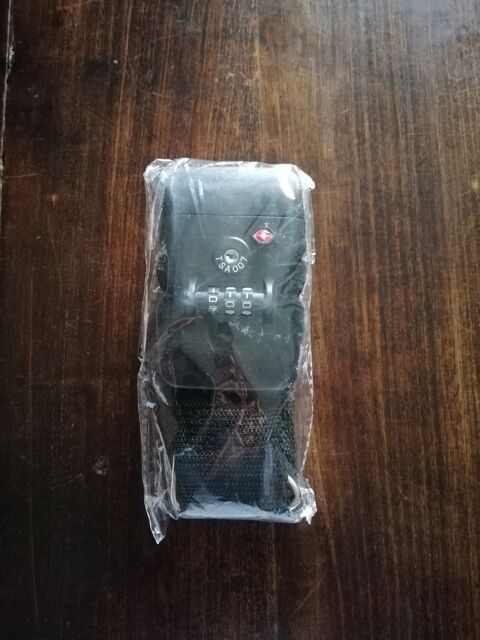 SANGLE   VALISE   NEUVE 10 Toulouse (31)