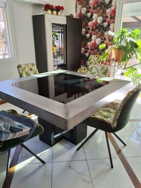 Meubles de salle  manger et chaises 0 La Bourboule (63)