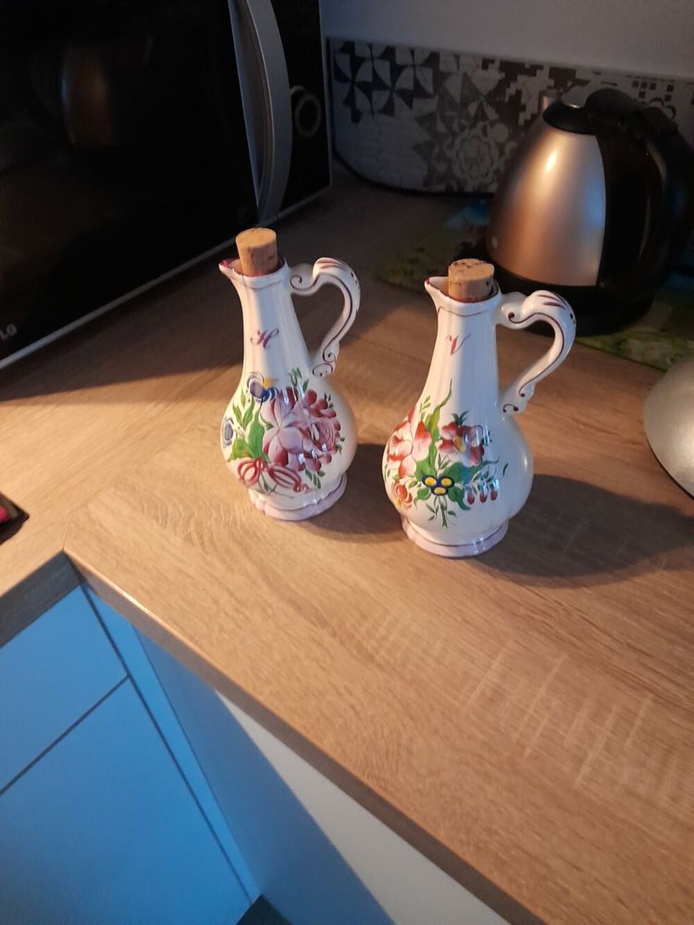2 Buires neufs en fa&iuml;ences Décoration