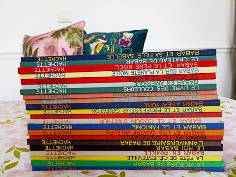 22 BD Babar collection Hachette 1992 37X27 cm Reims (51)