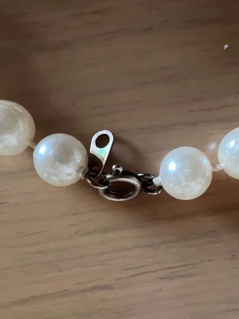 Bracelet Perles Blanches Femme. Intemporel. Excellent &Eacute;tat Bijoux et montres
