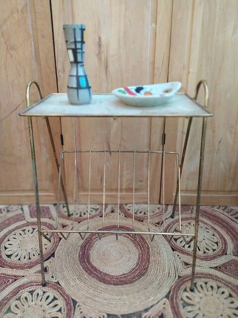 Table Porte Revues Disques Design Style Matégot
cm 0 Loches (37)