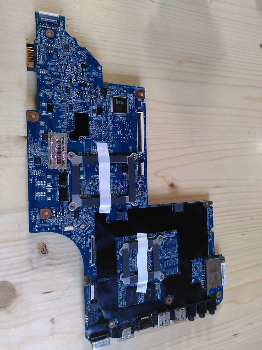 Carte m&egrave;re HP Pavilion DV6-6000 AMD 665280-001 Matériel informatique