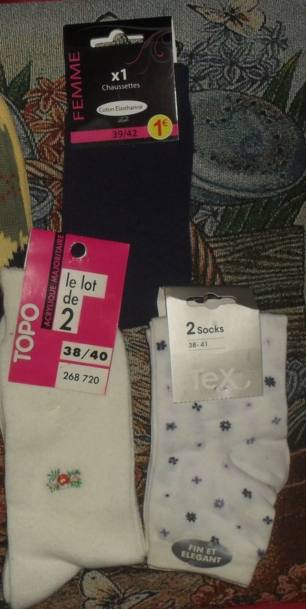 7 paires de chaussettes neuves tailles du 35 &agrave; 42. Vtements