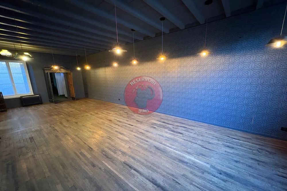vente Maison - 7 pièce(s) - 240 m² Venarey-les-Laumes (21150)