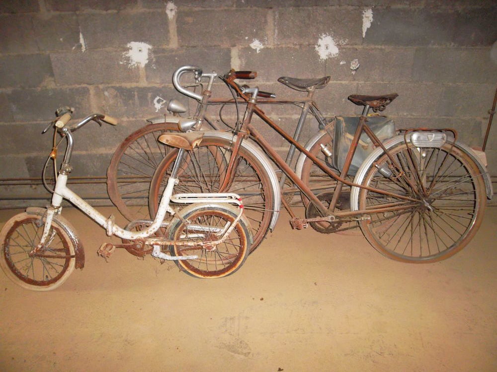 mini v&eacute;los pliables et v&eacute;los anciens Vélos