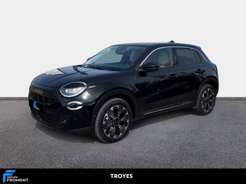 Fiat 600 1.2 Hybrid 100ch DCT6 La Prima 2024 occasion 10600 La Chapelle-Saint-Luc