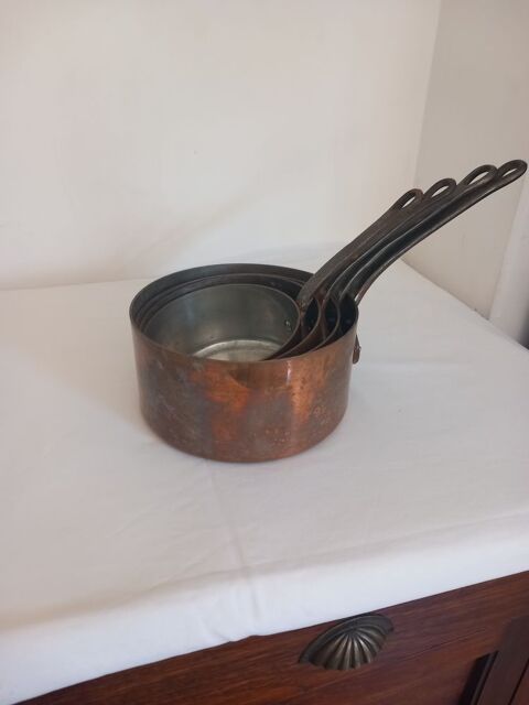  4 casseroles cuivre 60 Pigut-Pluviers (24)