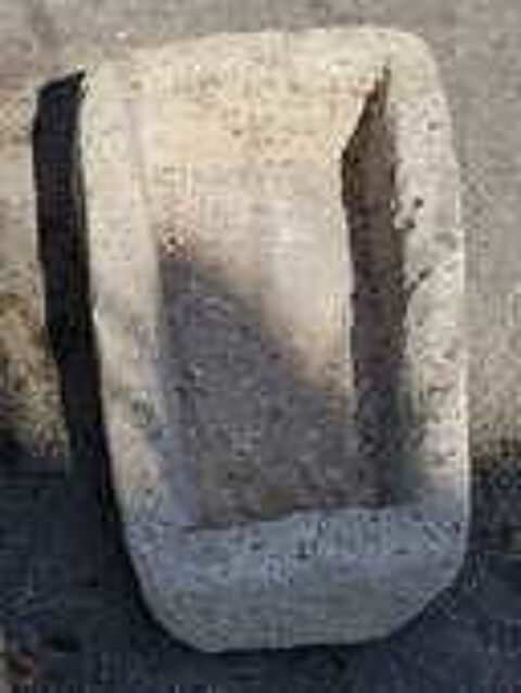 BACS  EN PIERRE VOLCANIQUE-TYPE VOLVIC-ANCIENS -NOEL..! 130 Blanzat (63)