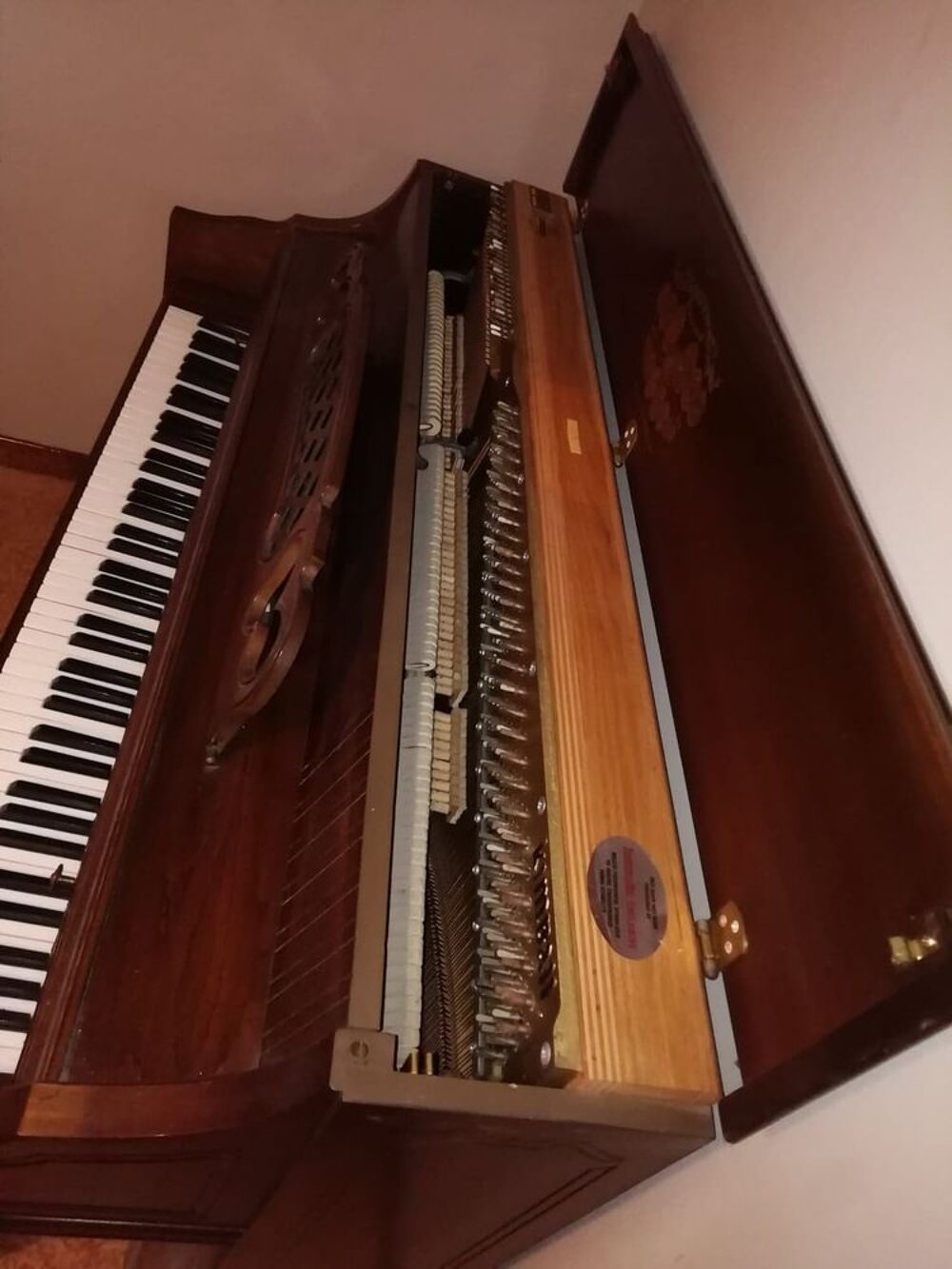 piano droit Kimball
Tr&egrave;s bon &eacute;tat Instruments de musique