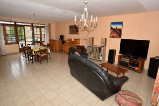  Maison à vendre 11 pièces 275 m²