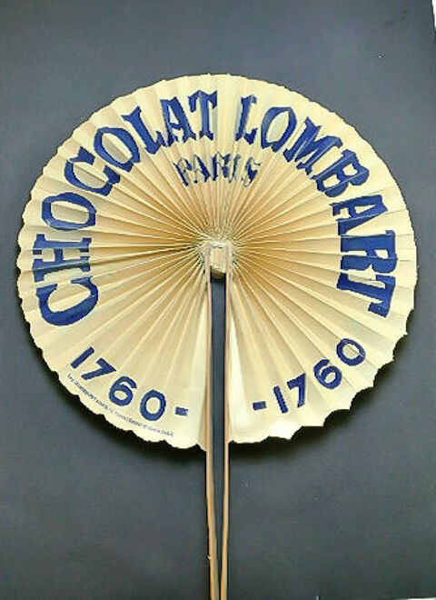Eventail publicitaire des chocolats   LOMBART   50 Montargis (45)