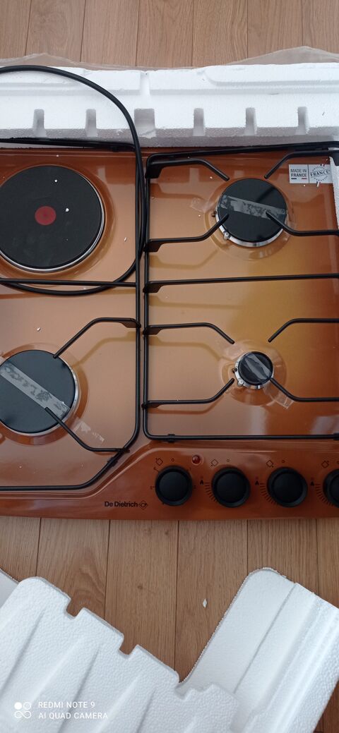 plaque cuisson mixte 3 feux gaz +1 plaque electrique 150 Marck (62)