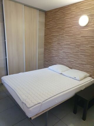  Appartement à louer 2 pièces 40 m²