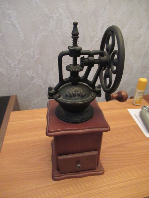 ancien moulin  caf en bois 35 Rennes (35)