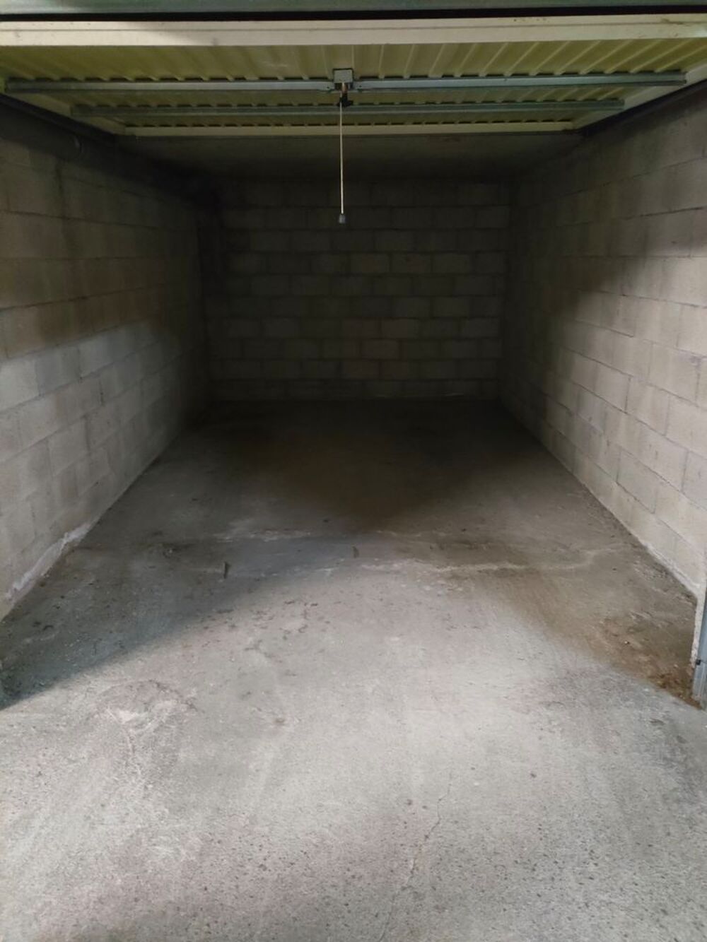 Location Parking/Garage garage fermé Saint-raphaël