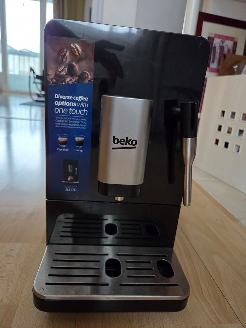 machine &agrave; caf&eacute; avec broyeur marque beko.
Electroménager