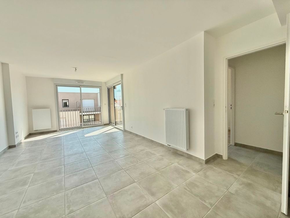 Vente Appartement APPARTEMENT T3 AVEC BALCON, CAVE, 2 PARKINGS, LOCAL 2 ROUES Challans