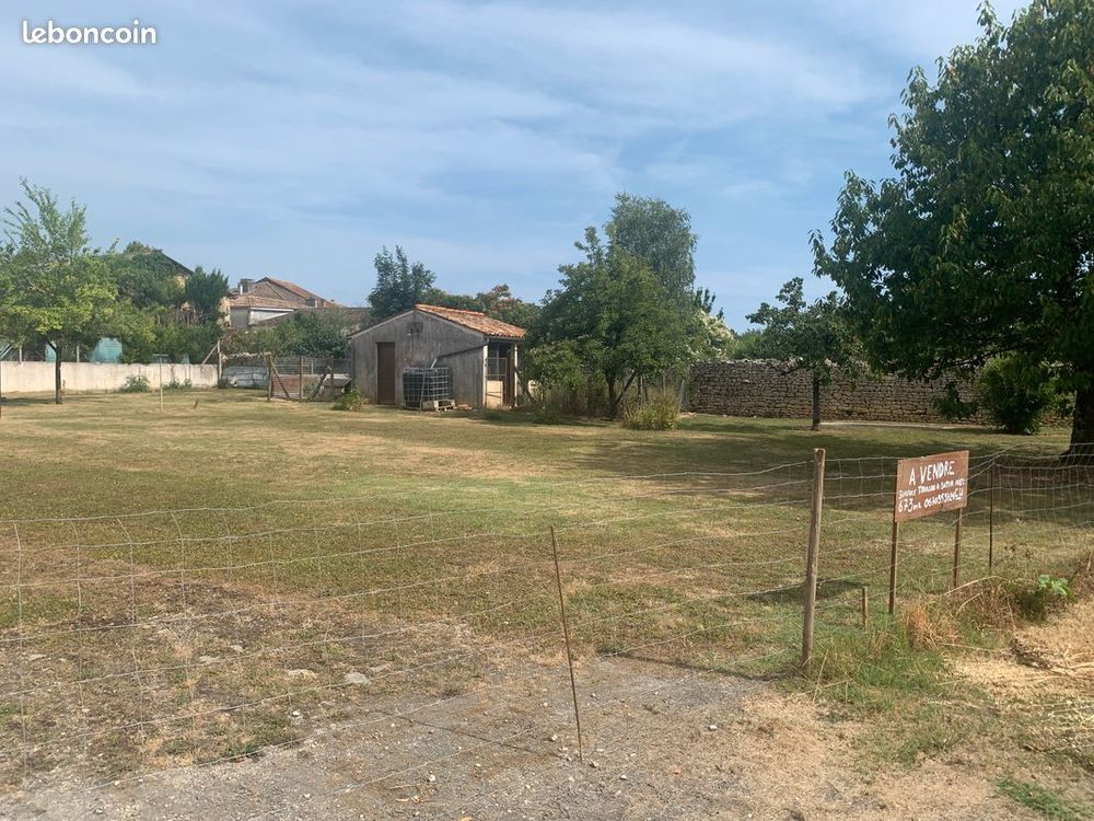 Vente Terrain TERRAIN A BATIR Saint-genis-de-saintonge