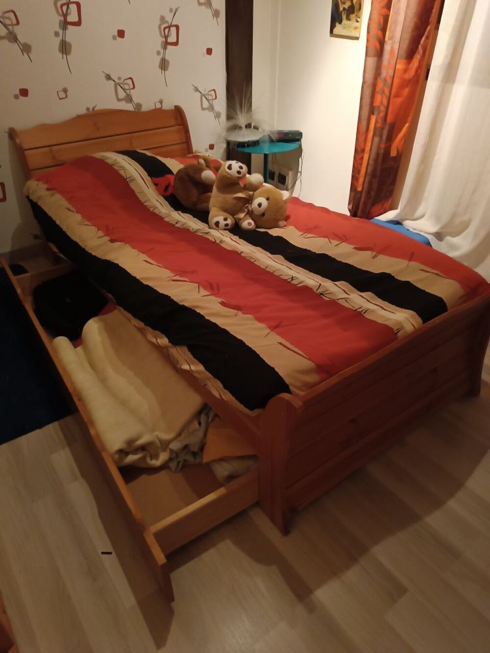 Lit 1 personne avec matelas et sommier Meubles