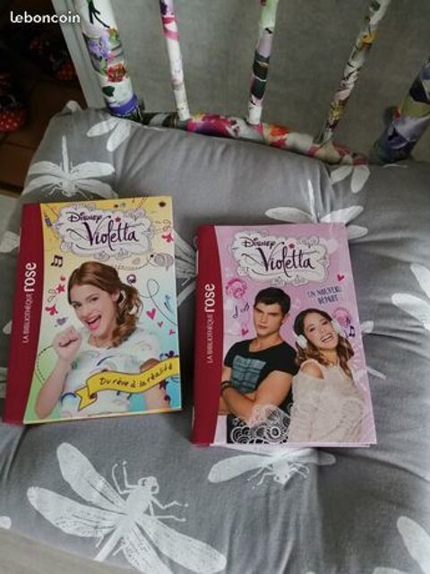 Livres Biblioth�que Rose Violetta, neufs
3 Millau (12)