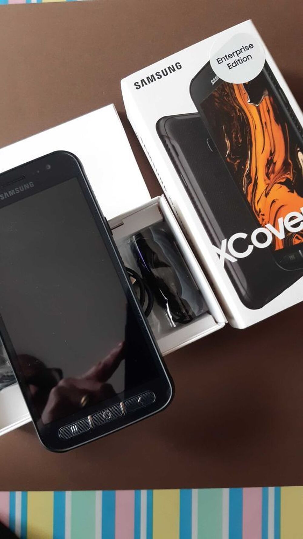 T&eacute;l&eacute;phone Samsung Galaxy XCOVER 4s Tlphones et tablettes