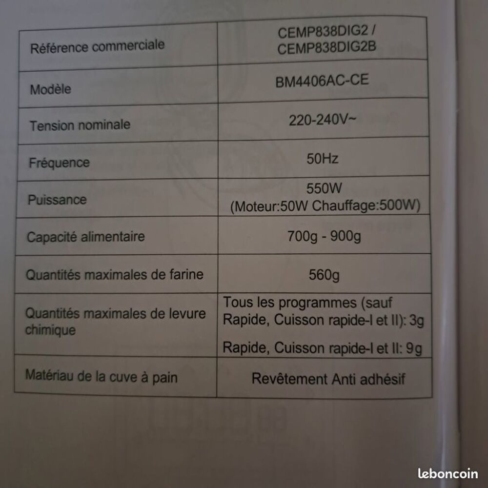 MACHINE A PAIN Electroménager