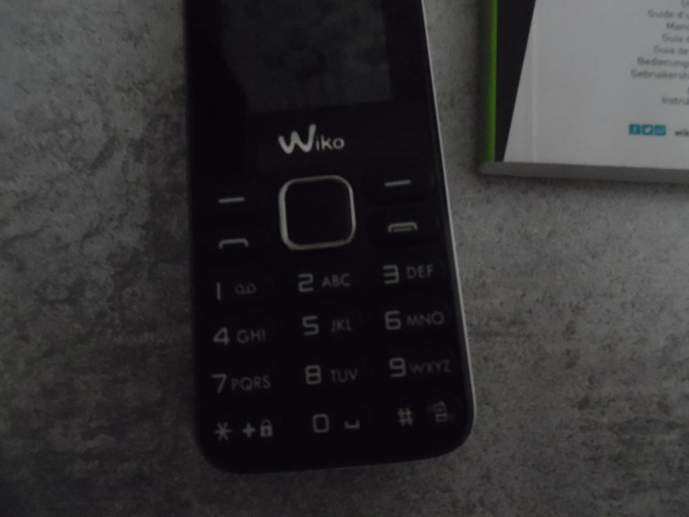 t&eacute;l&eacute;phone WIKO LUBI 4, jamais utilis&eacute; Téléphones et tablettes