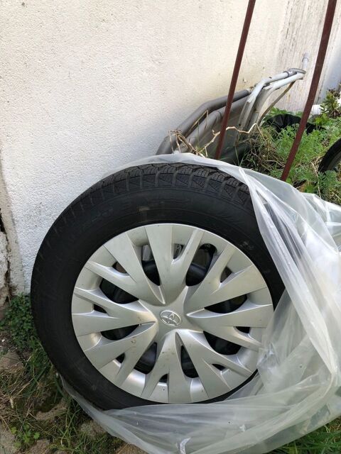 Pi&egrave;ces et &eacute;quipements Voiture Pi&egrave;ces et &eacute;quipements Voiture  occasion Nantes 44000