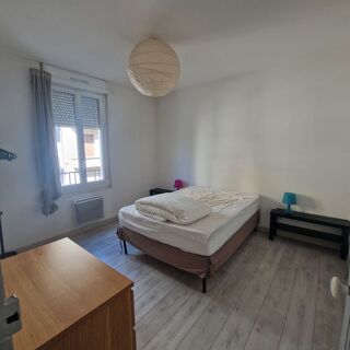  Appartement à louer 2 pièces 38 m²