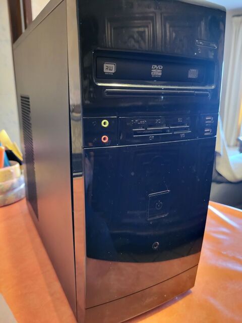 Unit� centrale, clavier, souris 45 Magnac-Bourg (87)