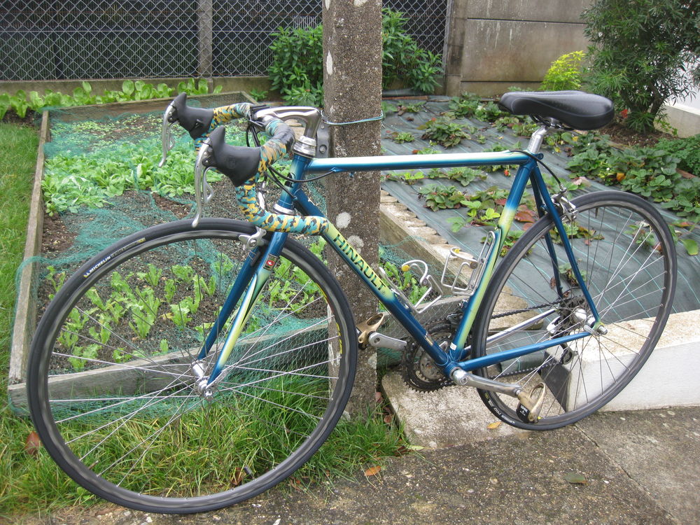 v&eacute;lo vintage hinault Vélos