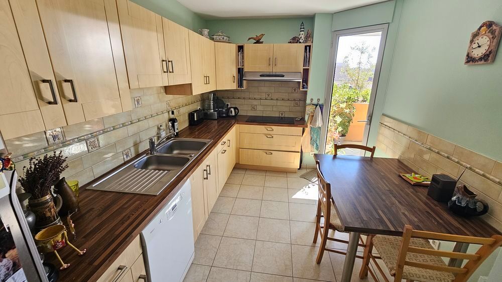 Vente Appartement Appartement T6 de 121m2 - Villeurbanne quartier Gratte-ciel. Villeurbanne