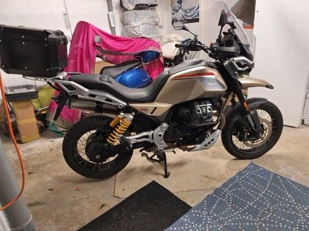 MOTO GUZZI 2024 occasion 74000 Annecy