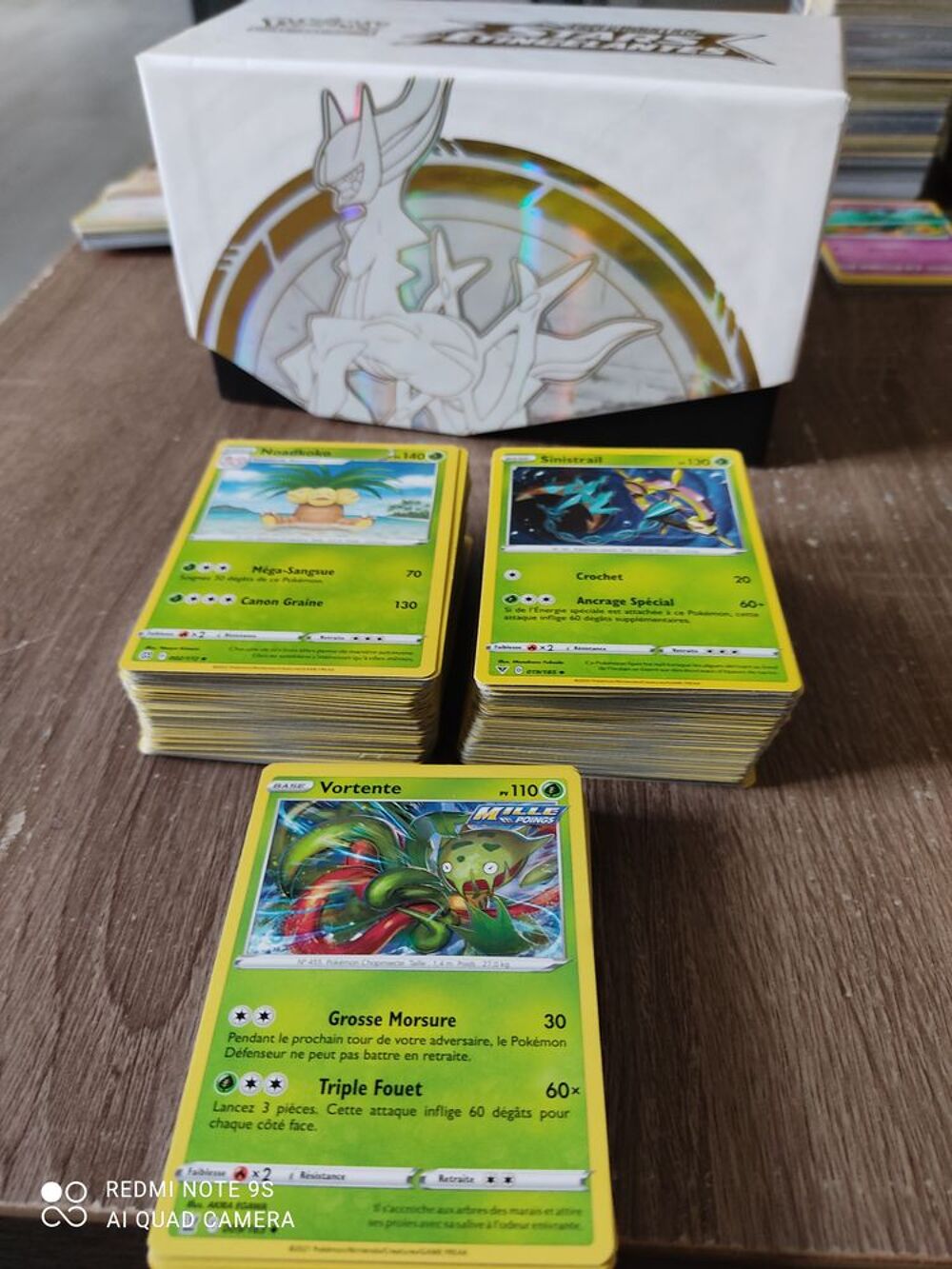 Lot de carte pok&eacute;mon Consoles et jeux vidéos