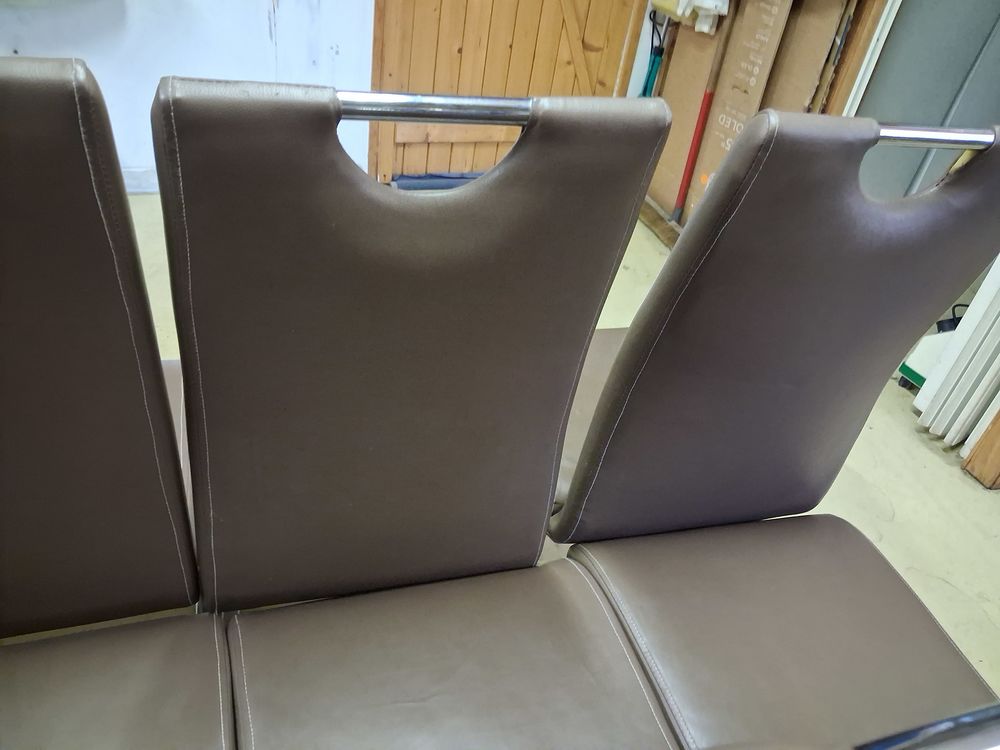 8 chaises salle &agrave; manger couleur taupe Meubles