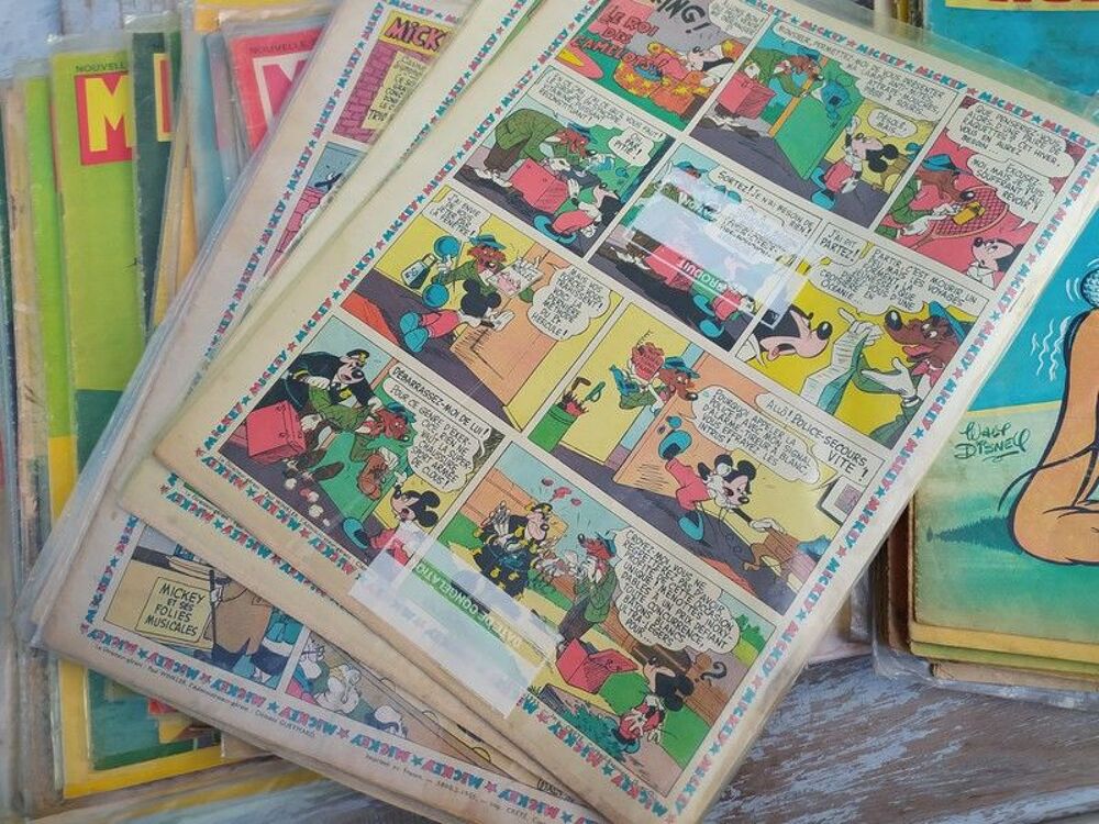 Lot 73 Num&eacute;ros Le Journal de Mickey Ann&eacute;e 1954 &agrave; 1956
