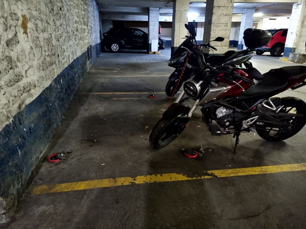 Location Parking/Garage Parking moto Paris  12e Paris 12