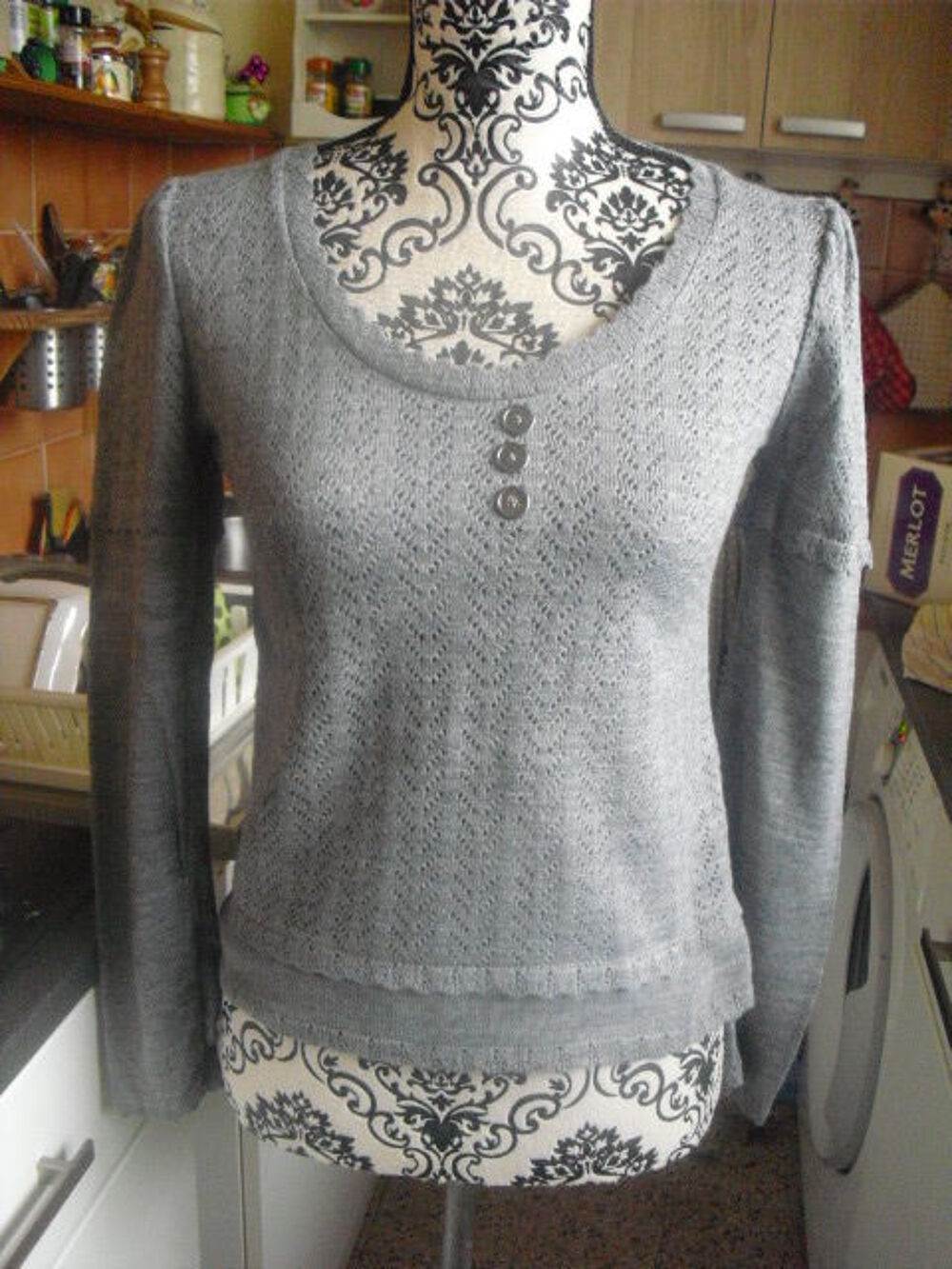PULL gris clair a motifs NEUF MADO ET LES AUTRES taille M Vêtements