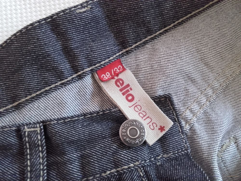 Pantalon CELIO Jeans T38 Vêtements