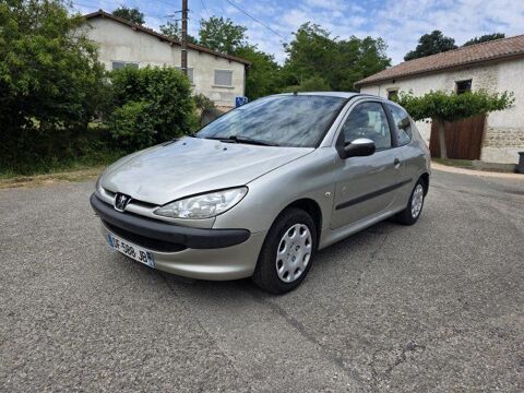 Annonce voiture Peugeot 206 3000 €
