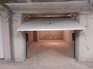  Parking / Garage  louer 18 m