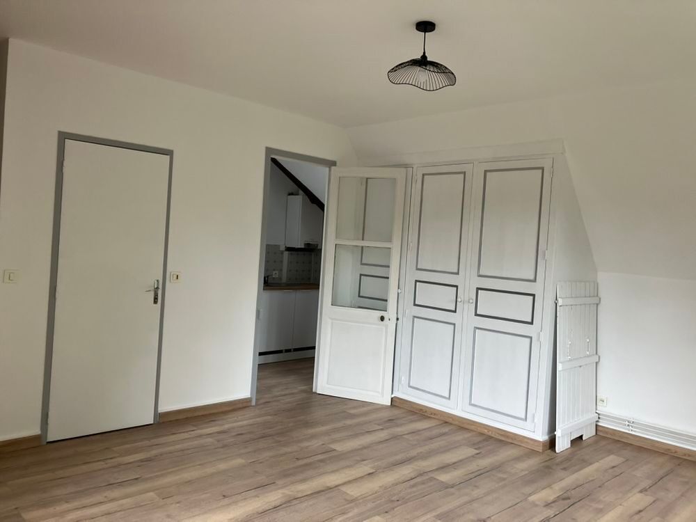 Location Appartement T1 rénové 30 m² avec terrasse - Centre Verneuil-sur-Avre Verneuil-sur-avre